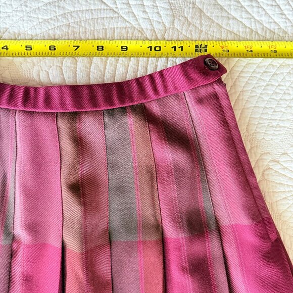 Vintage Pendleton 100% Virgin Wool Magenta Plaid Pleated Midi Skirt Size 4 - Picture 13 of 14
